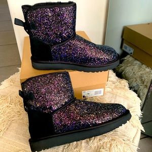 Ugg Cosmos Glitter Boots Size 10 Never Worn
